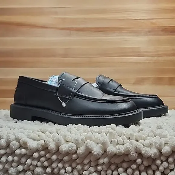 Blondo Black Leather Loafers - Picture 2 of 16